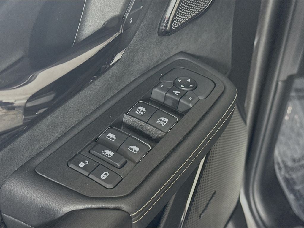 2025 RAM 1500 RHO