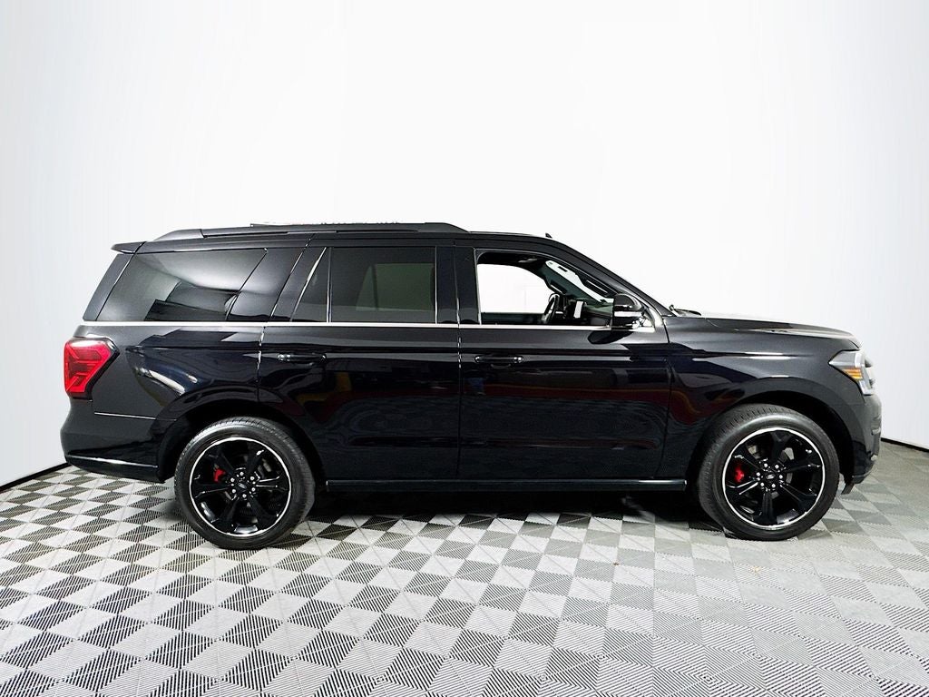 2024 Ford Expedition Limited 4x4 Stealth Perf Edition