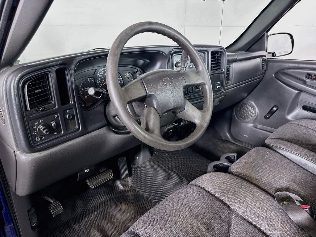 2004 Chevrolet Silverado 2500HD Work Truck