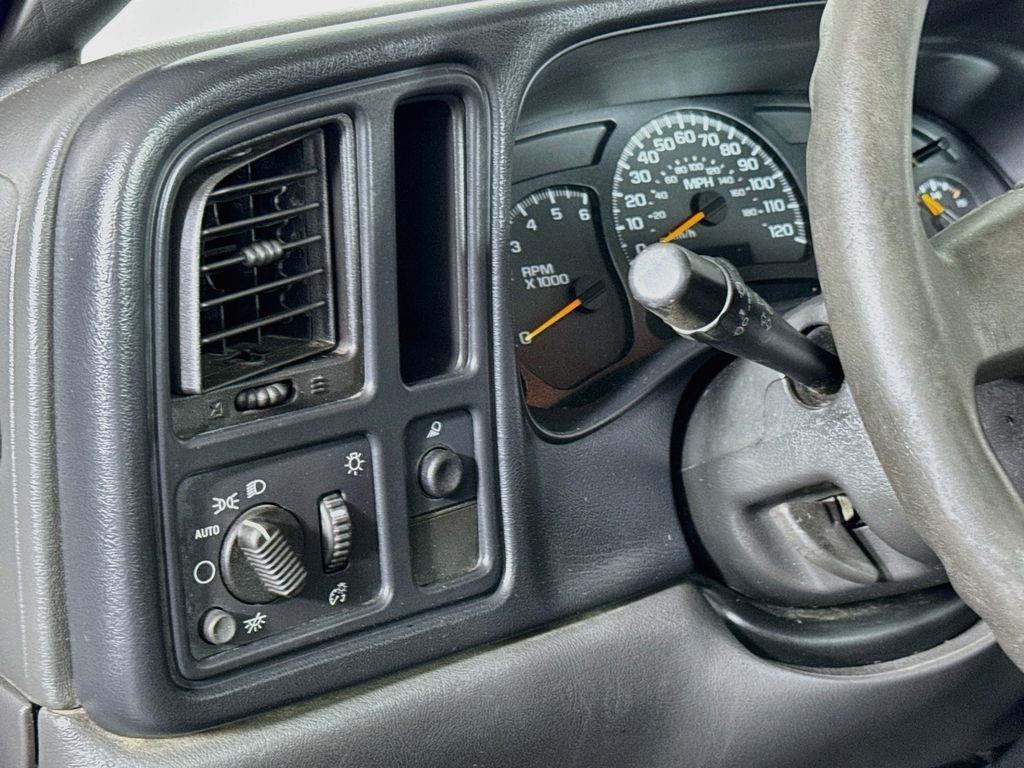 2004 Chevrolet Silverado 2500HD Work Truck