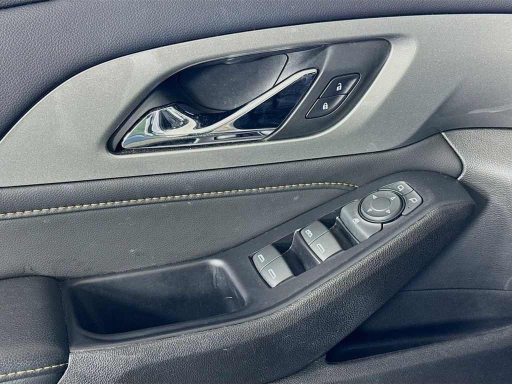 2021 Chevrolet Traverse RS