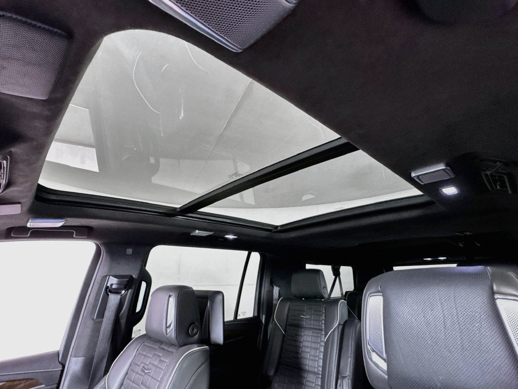 2023 Cadillac Escalade ESV Sport Platinum Onyx Package