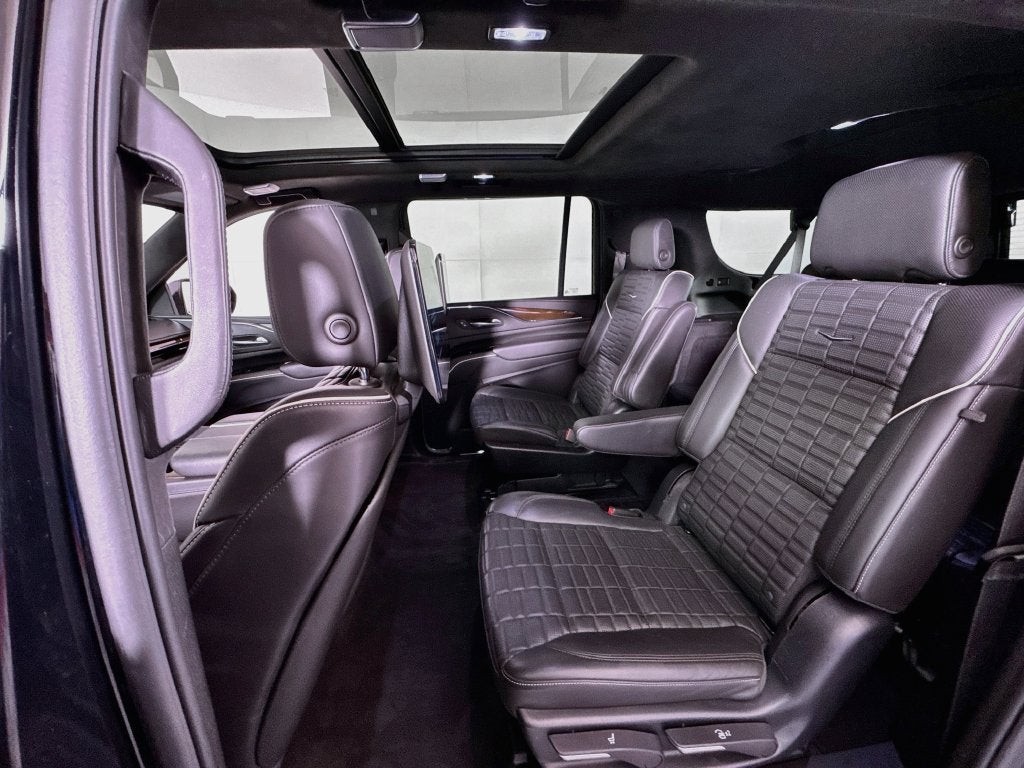 2023 Cadillac Escalade ESV Sport Platinum Onyx Package