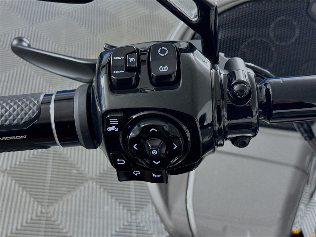 2023 Harley-Davidson CVO Road Glide CVO