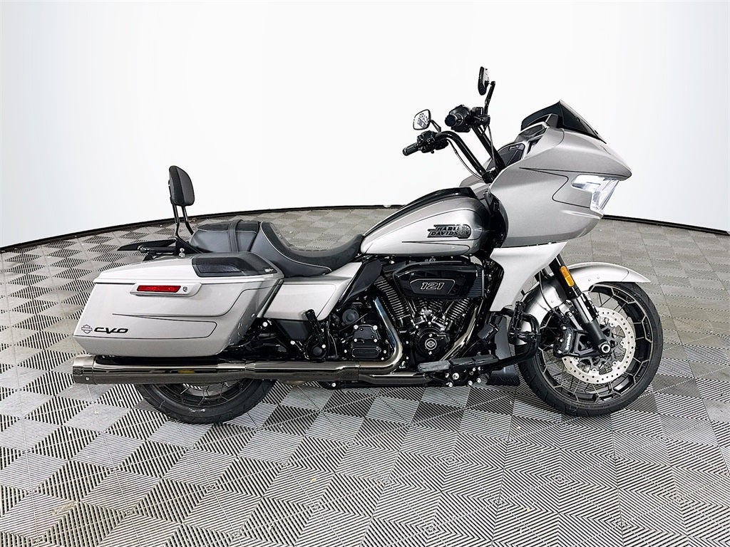 2023 Harley-Davidson CVO Road Glide CVO