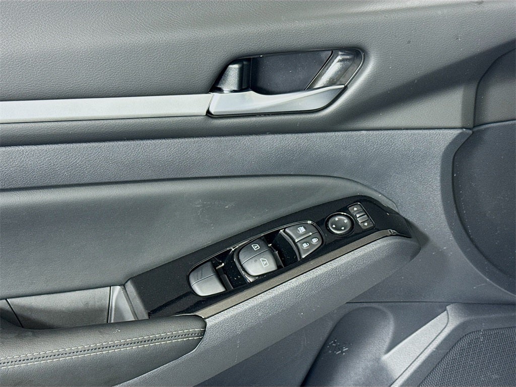 2025 Nissan Altima 2.5 SL AWD