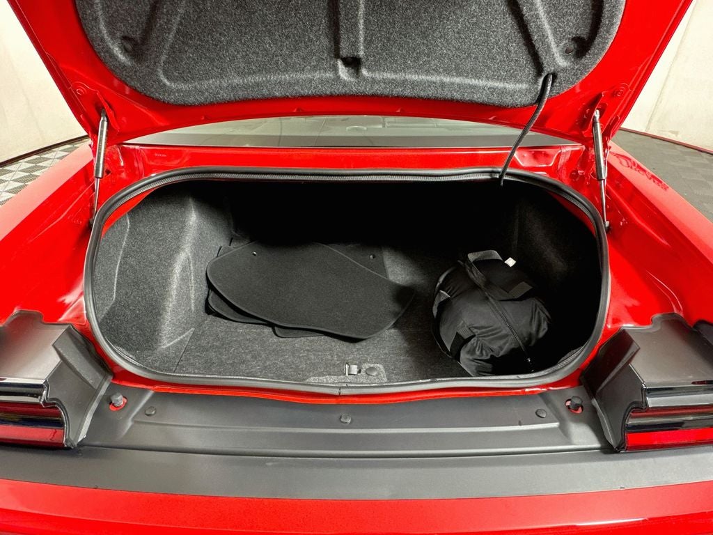 2023 Dodge Challenger R/T PLUS