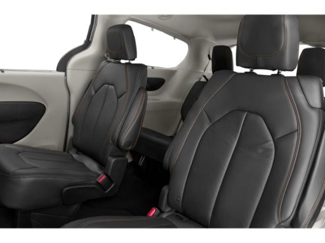 2020 Chrysler Pacifica Touring L Plus S-Appearance Package-27J
