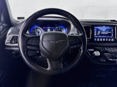2020 Chrysler Pacifica Touring L Plus S-Appearance Package-27J