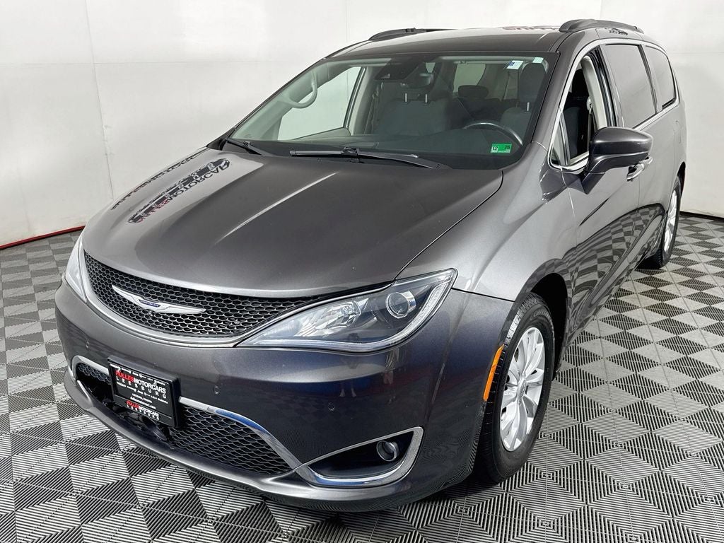 2019 Chrysler Pacifica Touring Plus