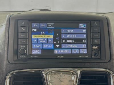 2015 Chrysler Town & Country Limited-Platinum