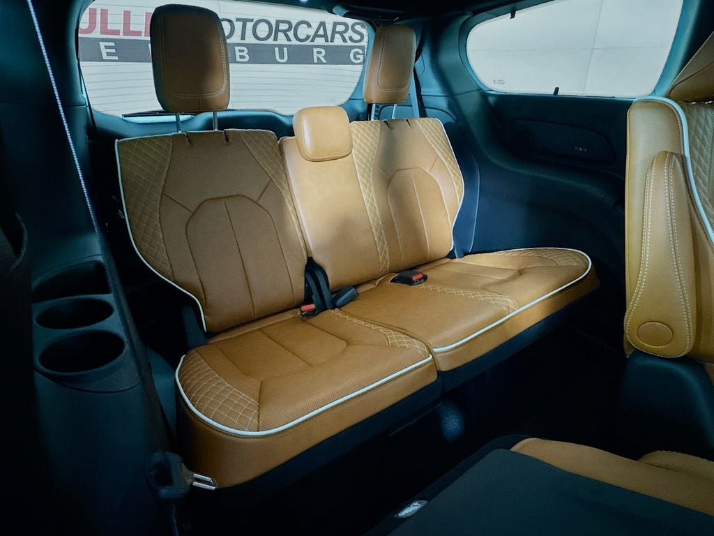 2026 Chrysler Pacifica Pinnacle