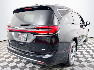 2026 Chrysler Pacifica Pinnacle