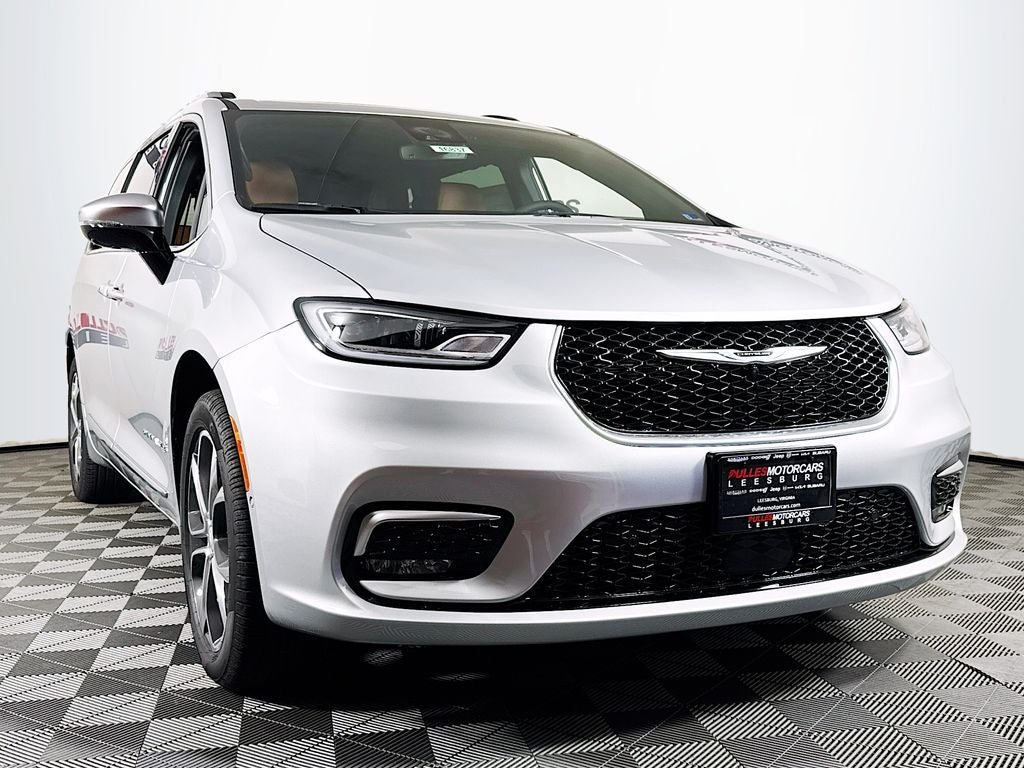 2026 Chrysler Pacifica Pinnacle