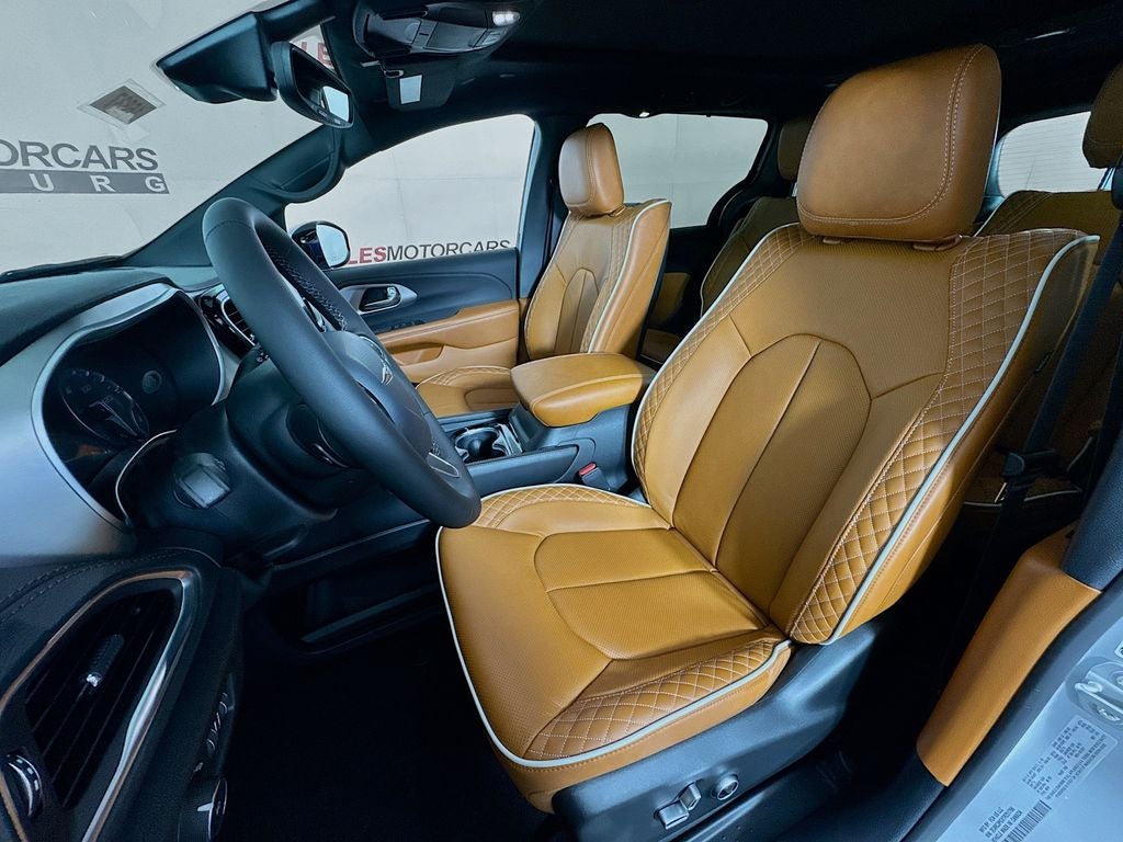 2026 Chrysler Pacifica Pinnacle