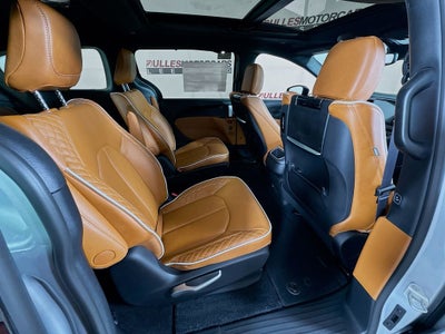 2026 Chrysler Pacifica Pinnacle