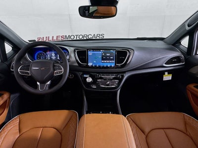 2026 Chrysler Pacifica Pinnacle