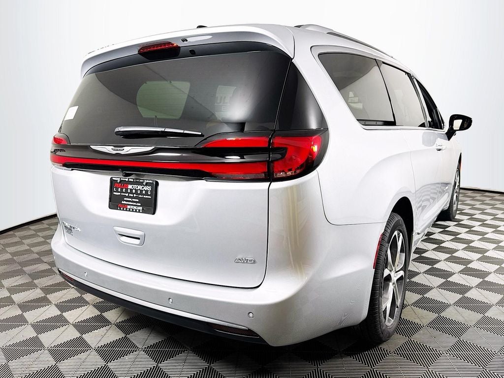 2026 Chrysler Pacifica Pinnacle
