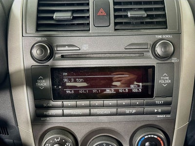 2011 Toyota Corolla S Preferred O wner's Portfolio