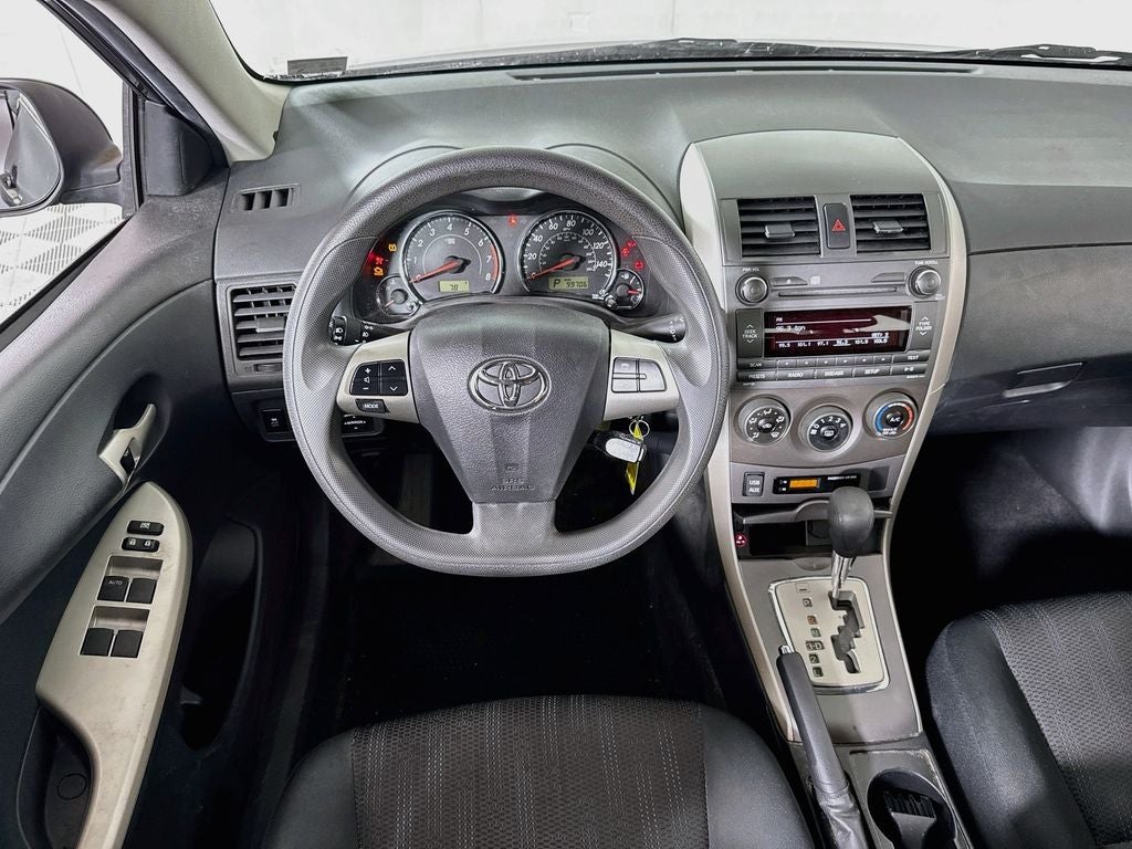 2011 Toyota Corolla S Preferred O wner's Portfolio