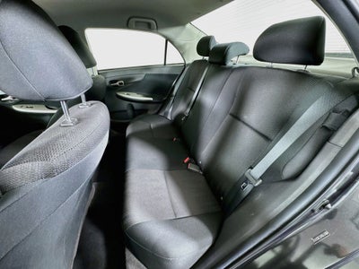 2011 Toyota Corolla S Preferred O wner's Portfolio