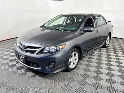 2011 Toyota Corolla S Preferred O wner's Portfolio