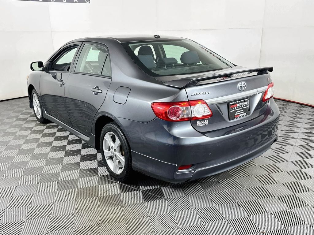 2011 Toyota Corolla S Preferred O wner's Portfolio