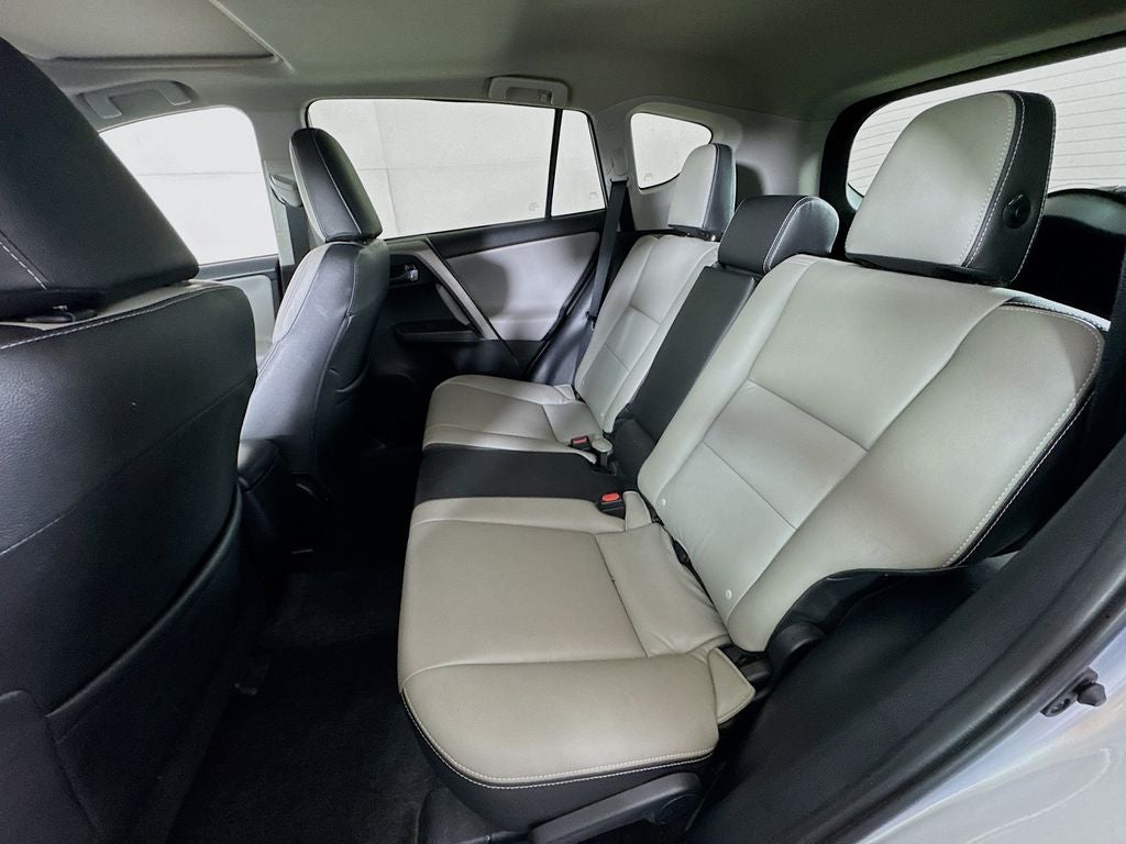 2016 Toyota RAV4 XLE AWD-SUV