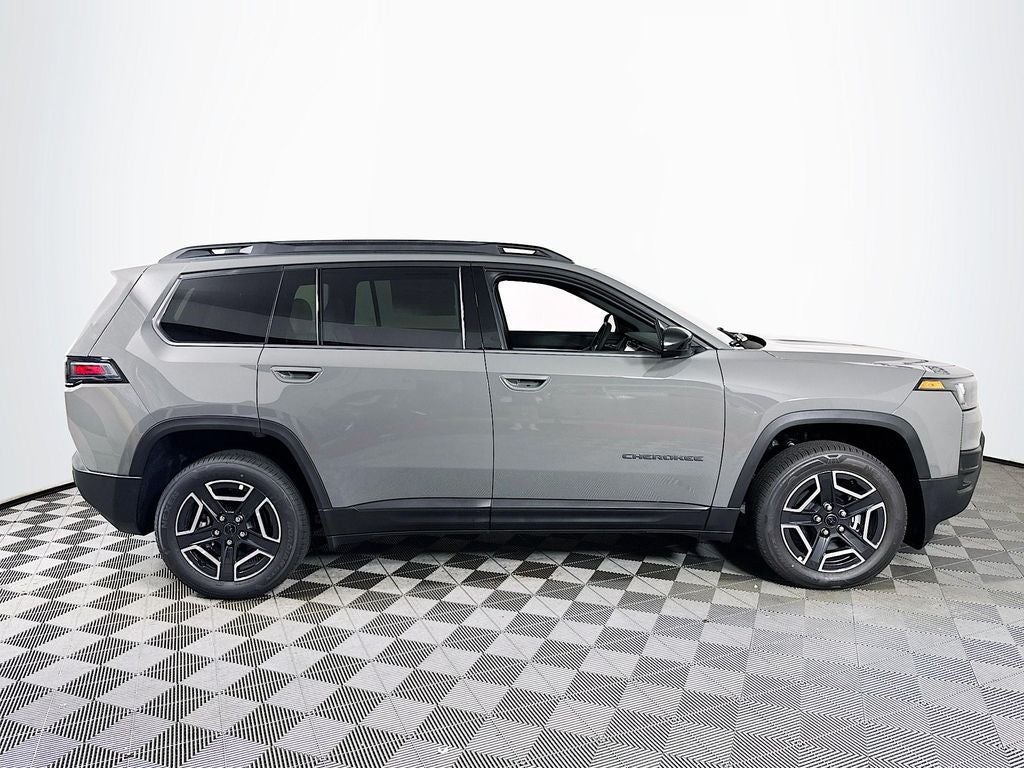 2026 Jeep Cherokee Laredo