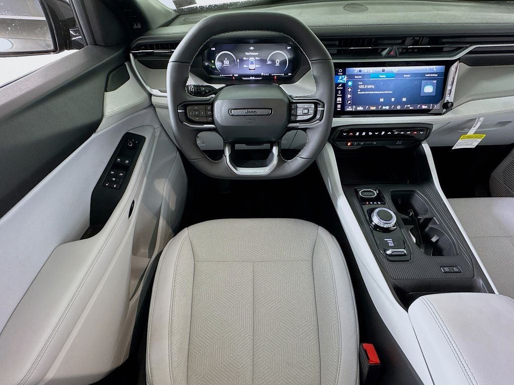 2026 Jeep Cherokee Laredo