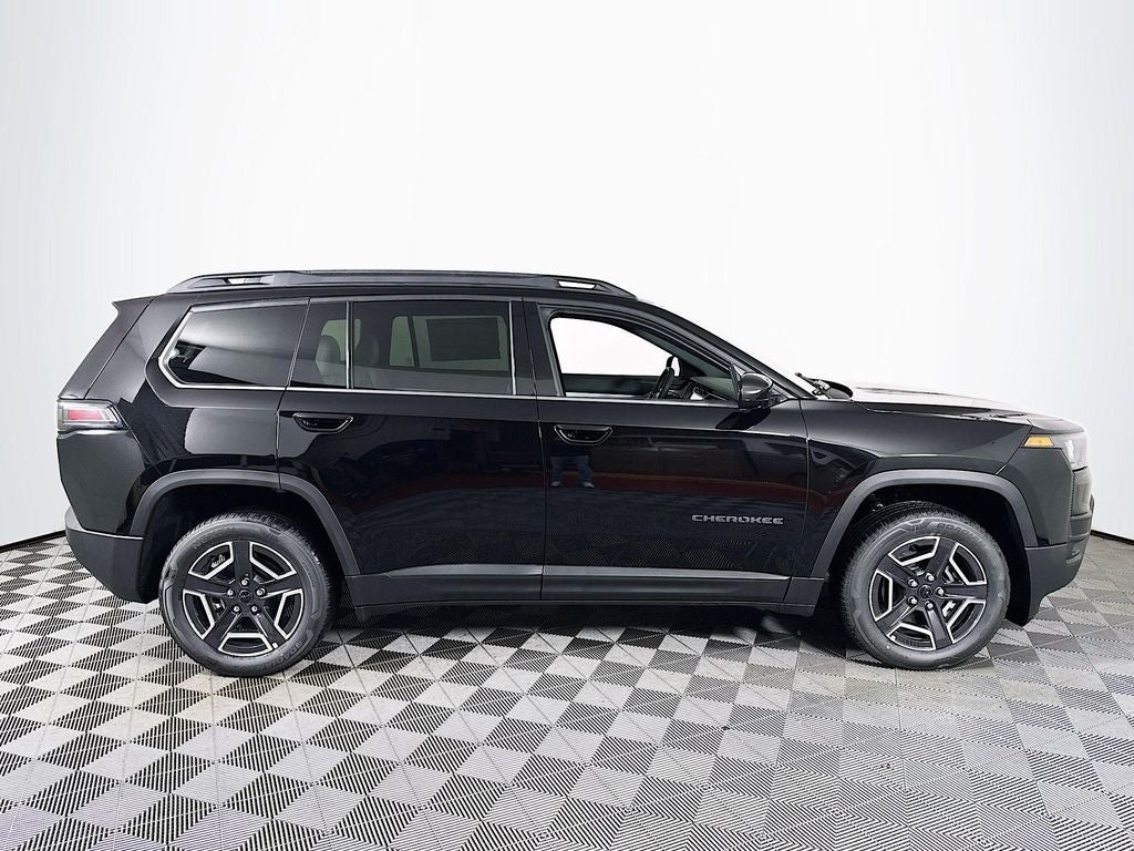 2026 Jeep Cherokee Laredo