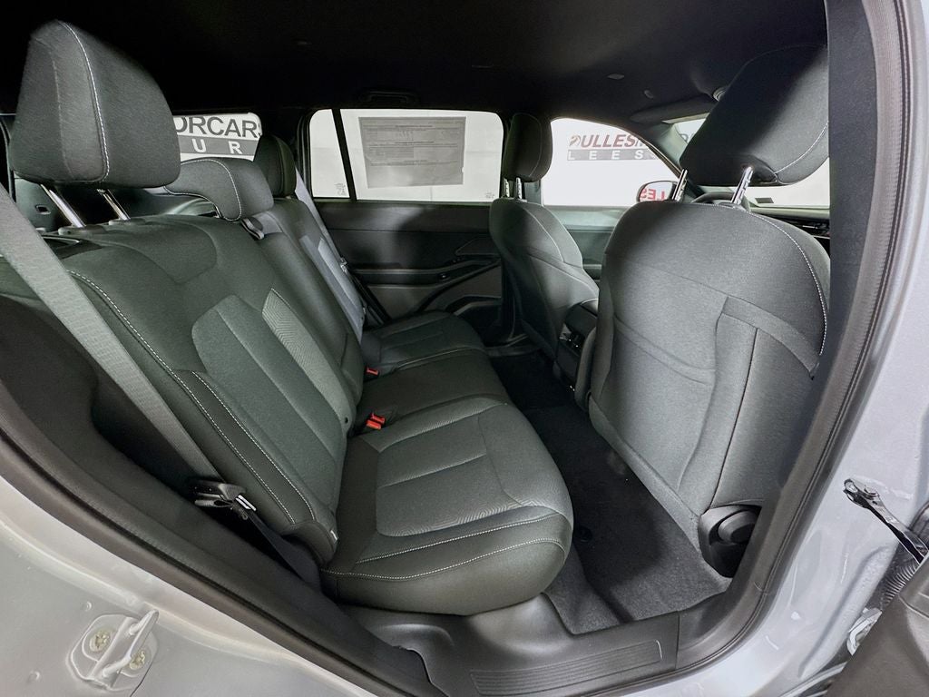 2026 Jeep Cherokee Laredo