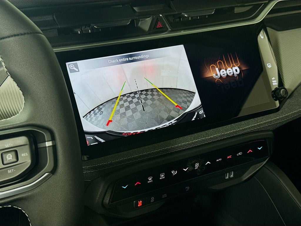 2026 Jeep Cherokee Laredo