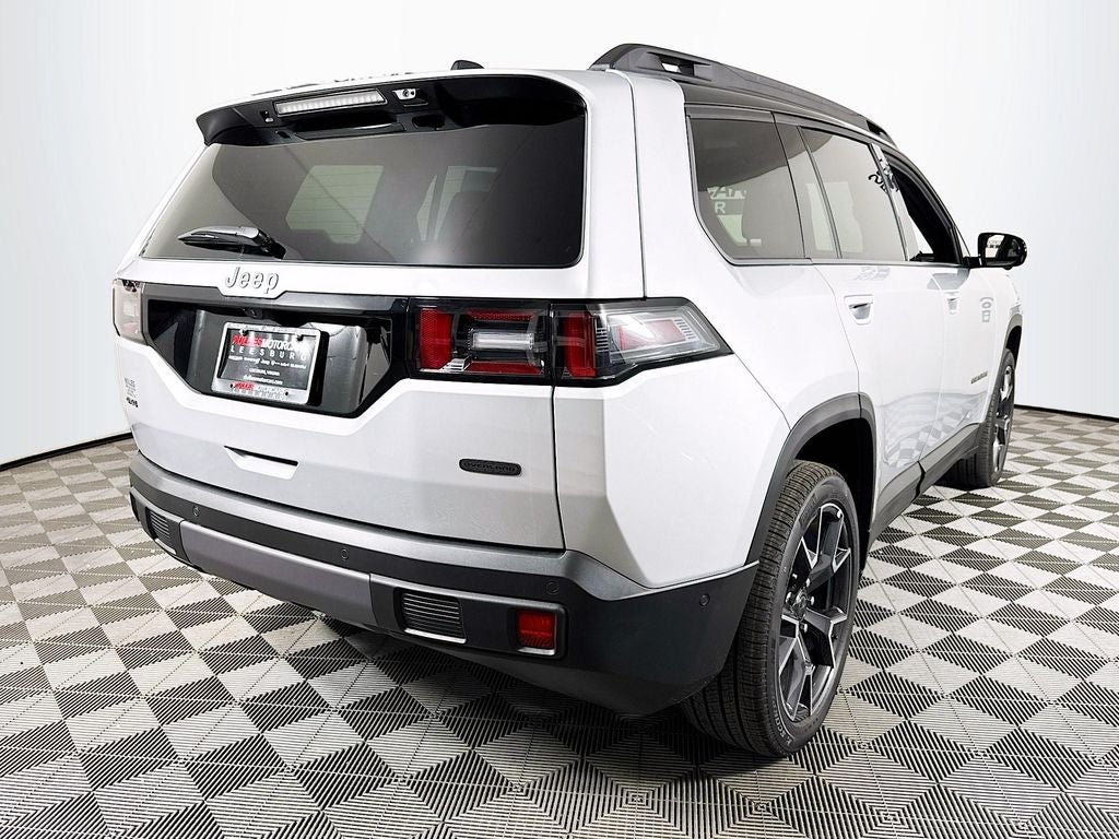 2026 Jeep Cherokee Overland