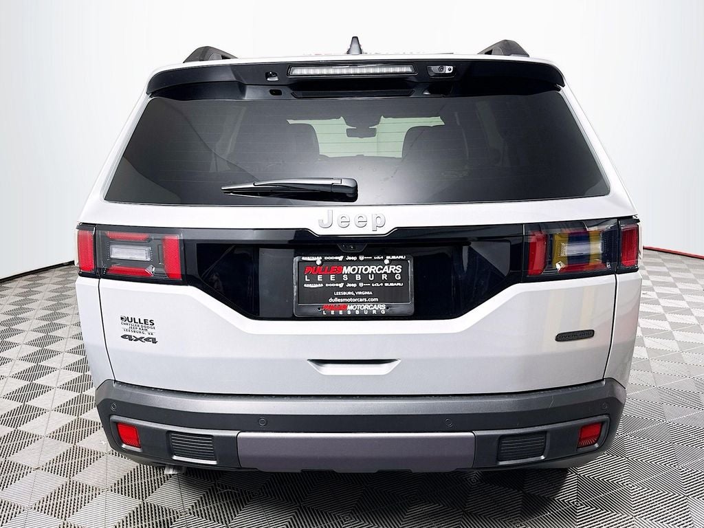 2026 Jeep Cherokee Overland