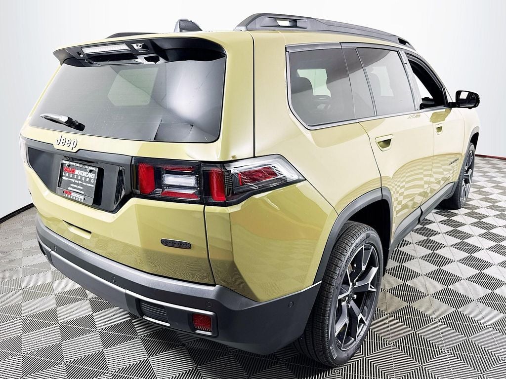 2026 Jeep Cherokee Overland
