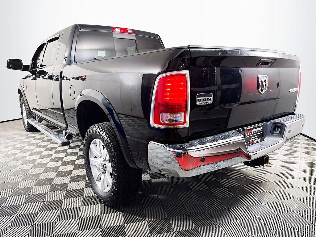 2014 RAM 3500 Laramie Longhorn/With fift wheel