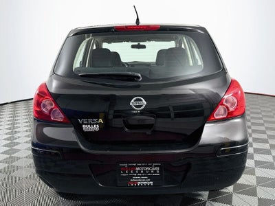 2011 Nissan Versa 1.8 S 5DR-Hatchback