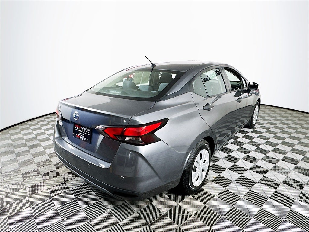 2020 Nissan Versa 1.6 S