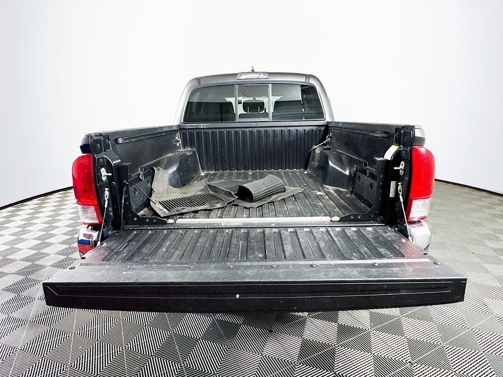 2017 Toyota Tacoma SR5 V6