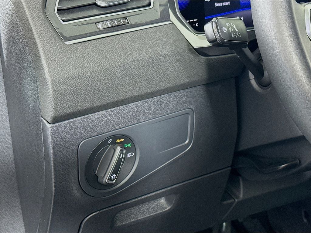 2022 Volkswagen Tiguan 2.0T SE AWD
