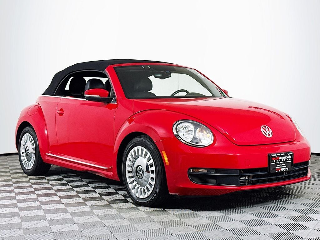 2016 Volkswagen Beetle Convertible 1.8T Denim
