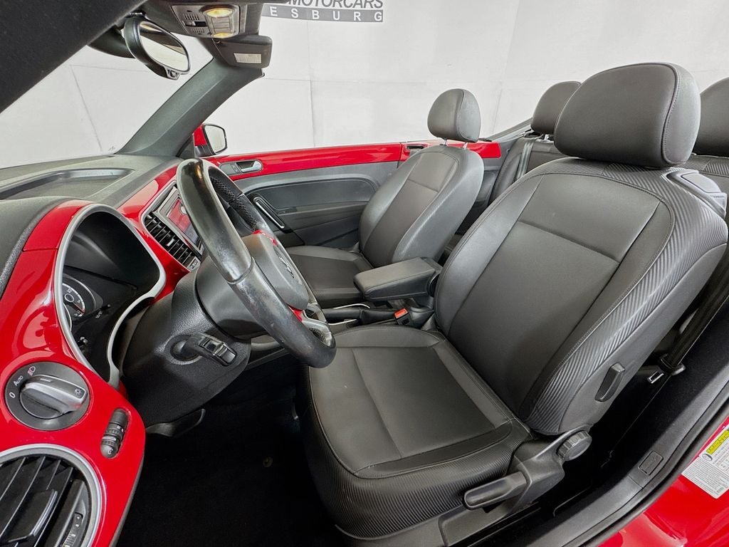 2016 Volkswagen Beetle Convertible 1.8T Denim