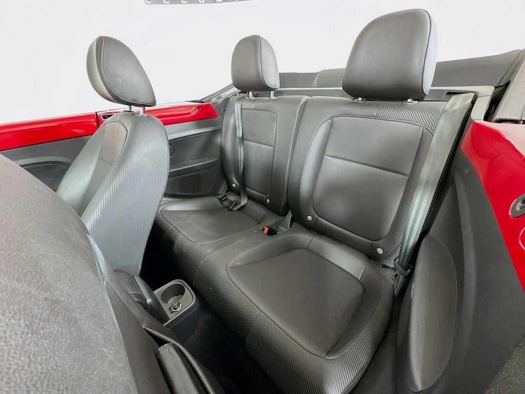 2016 Volkswagen Beetle Convertible 1.8T Denim