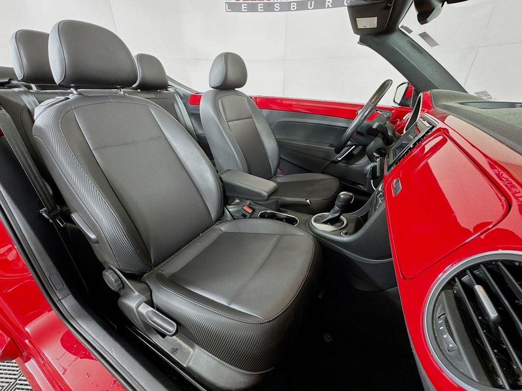 2016 Volkswagen Beetle Convertible 1.8T Denim