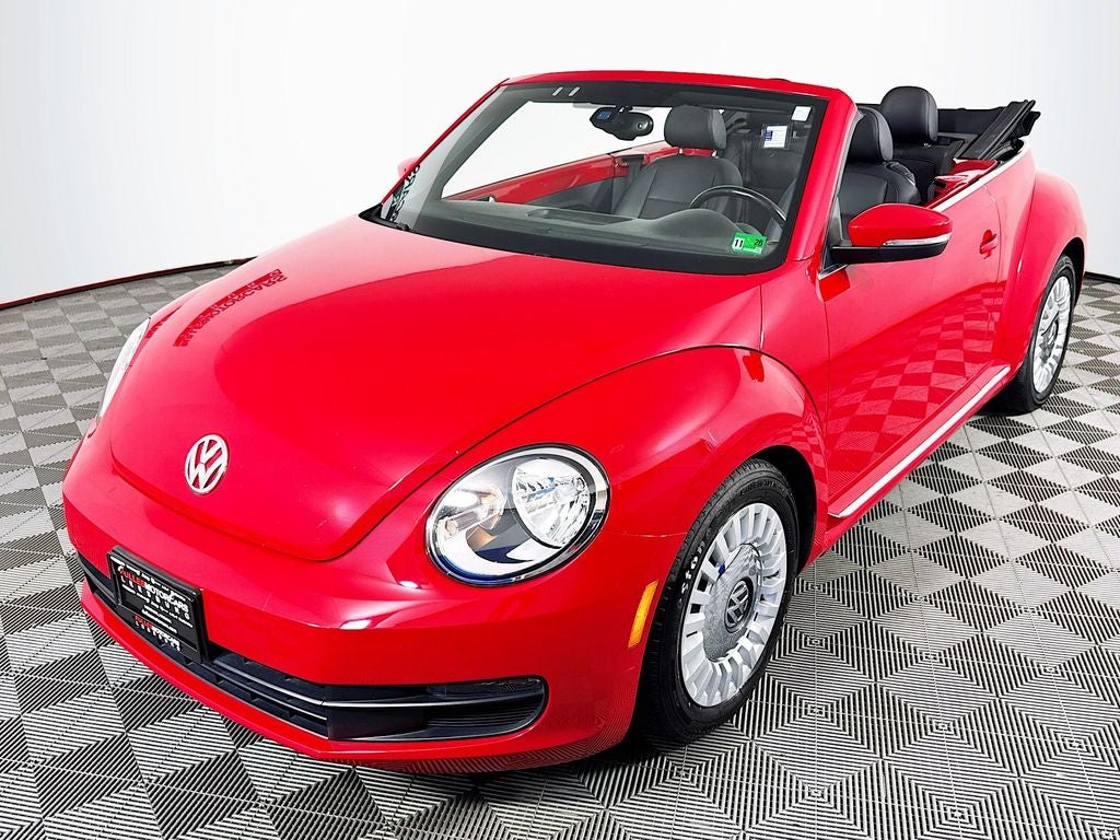 2016 Volkswagen Beetle Convertible 1.8T Denim