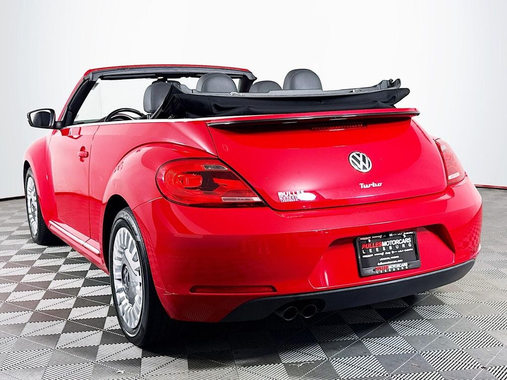 2016 Volkswagen Beetle Convertible 1.8T Denim