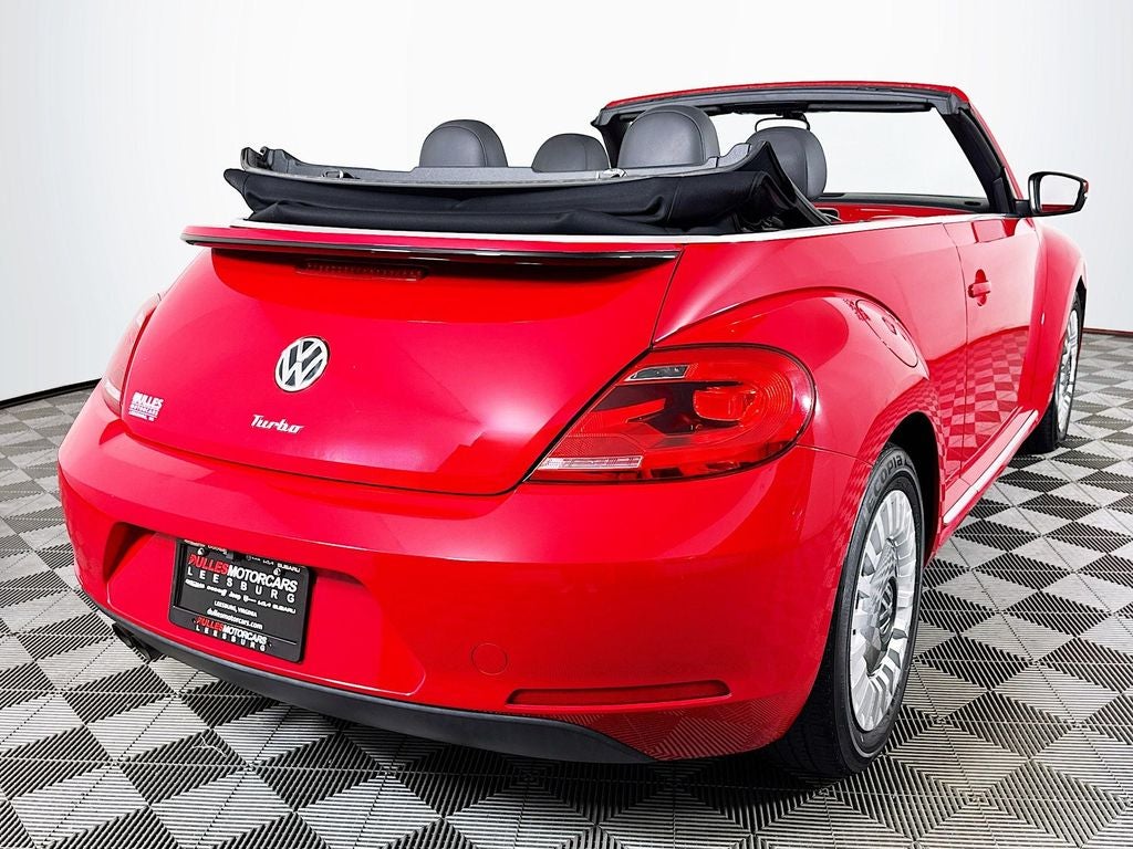 2016 Volkswagen Beetle Convertible 1.8T Denim