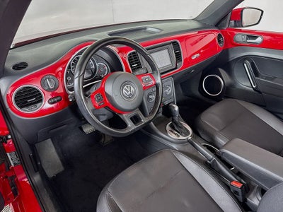 2016 Volkswagen Beetle Convertible 1.8T Denim
