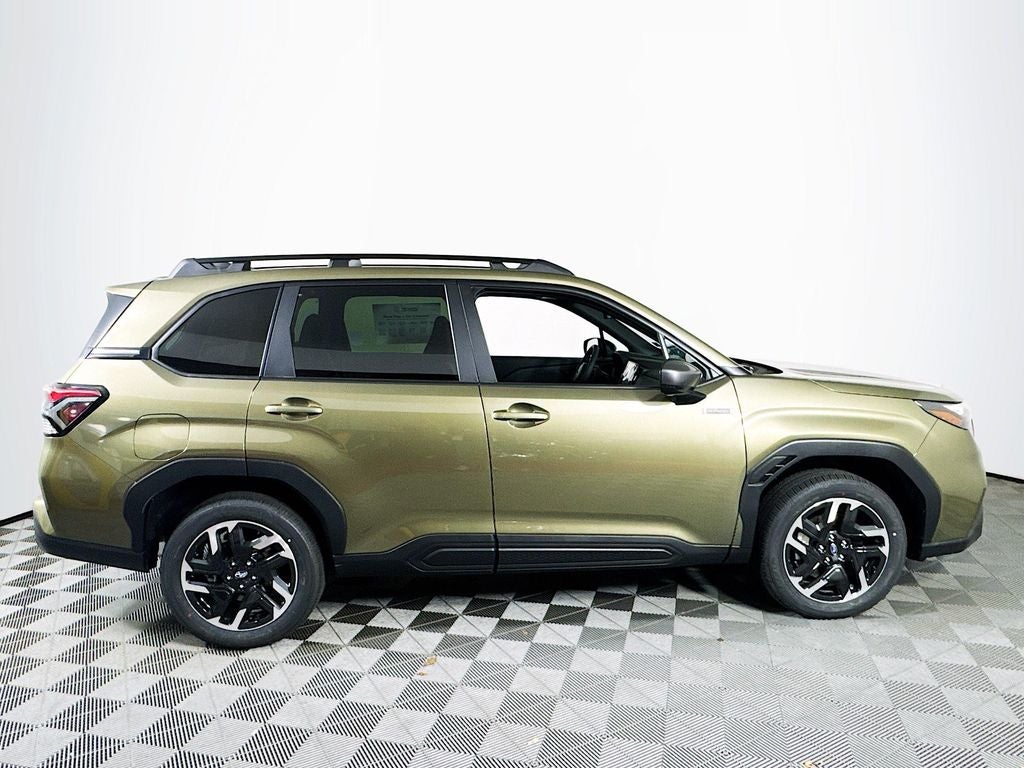 2026 Subaru Forester Premium Hybrid